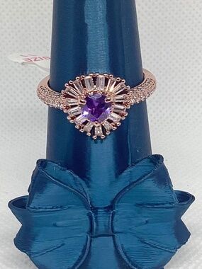 Bomb Party ring.